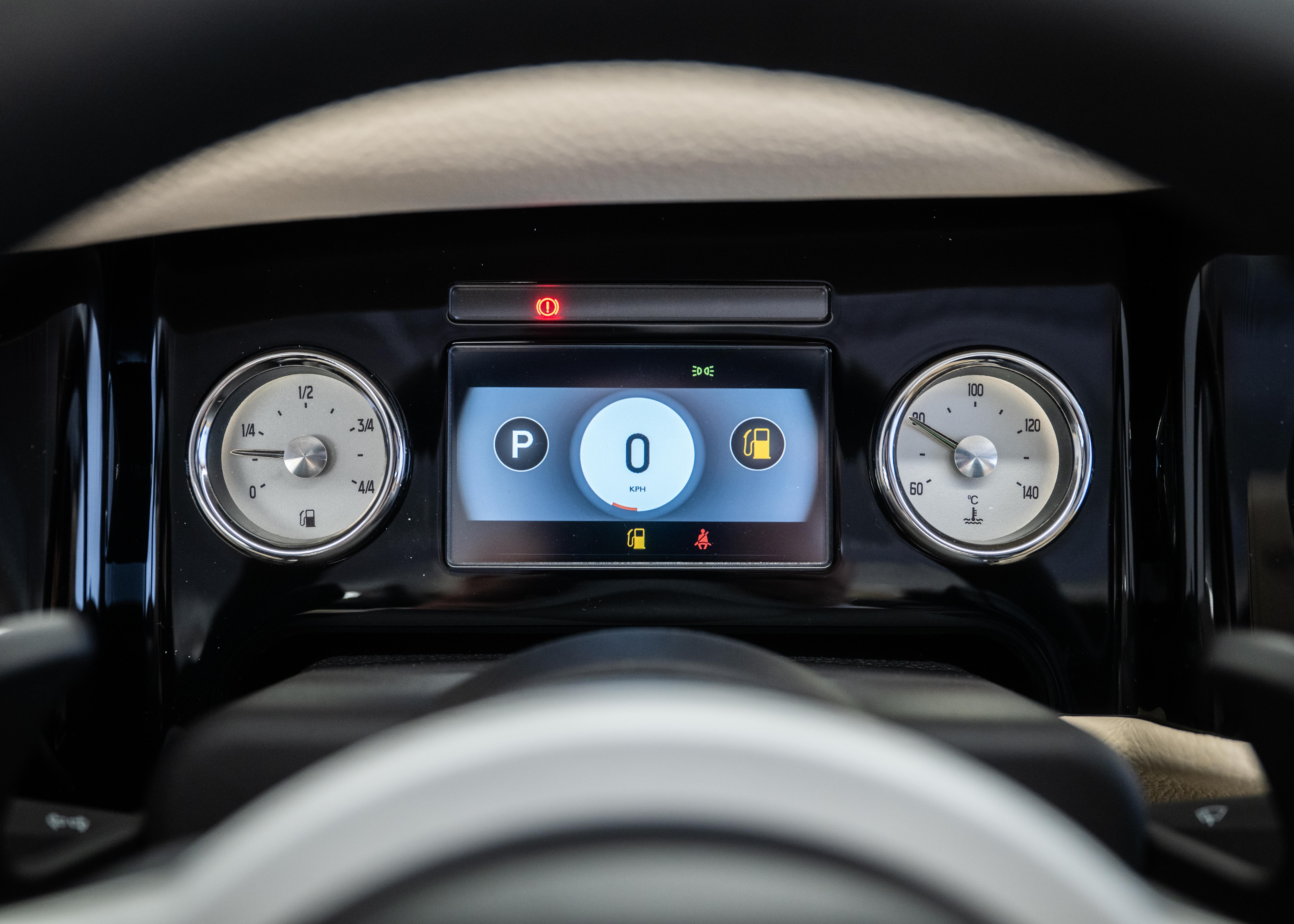 Image MORGAN 4-4 Plus Four 2.0 Automatic (Swiss new car, Two-tone Morgan paint, 30-month factory warranty)