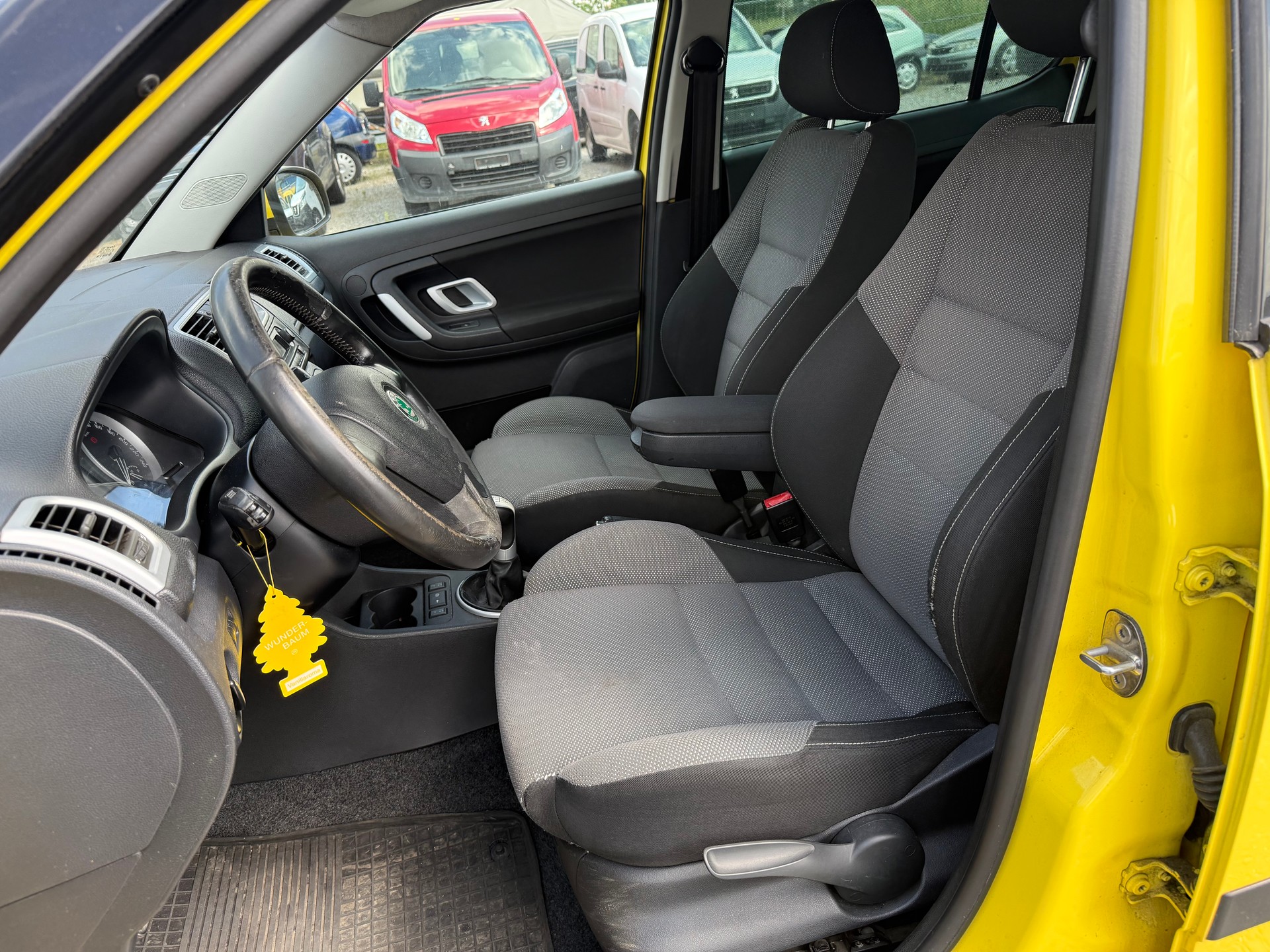 SKODA Fabia 1.9 TDI Sport Edition-image-10