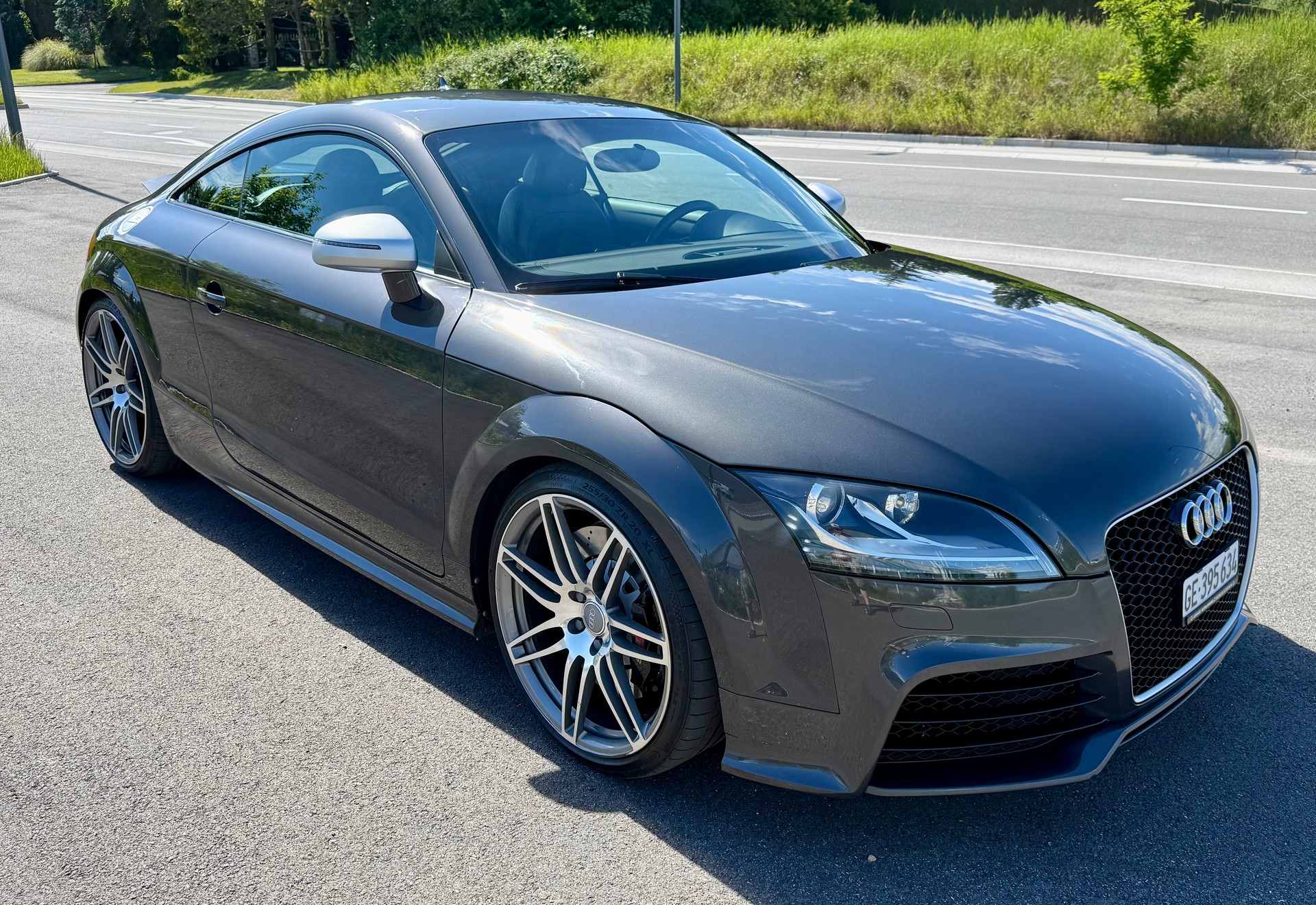 AUDI TT RS-image-3