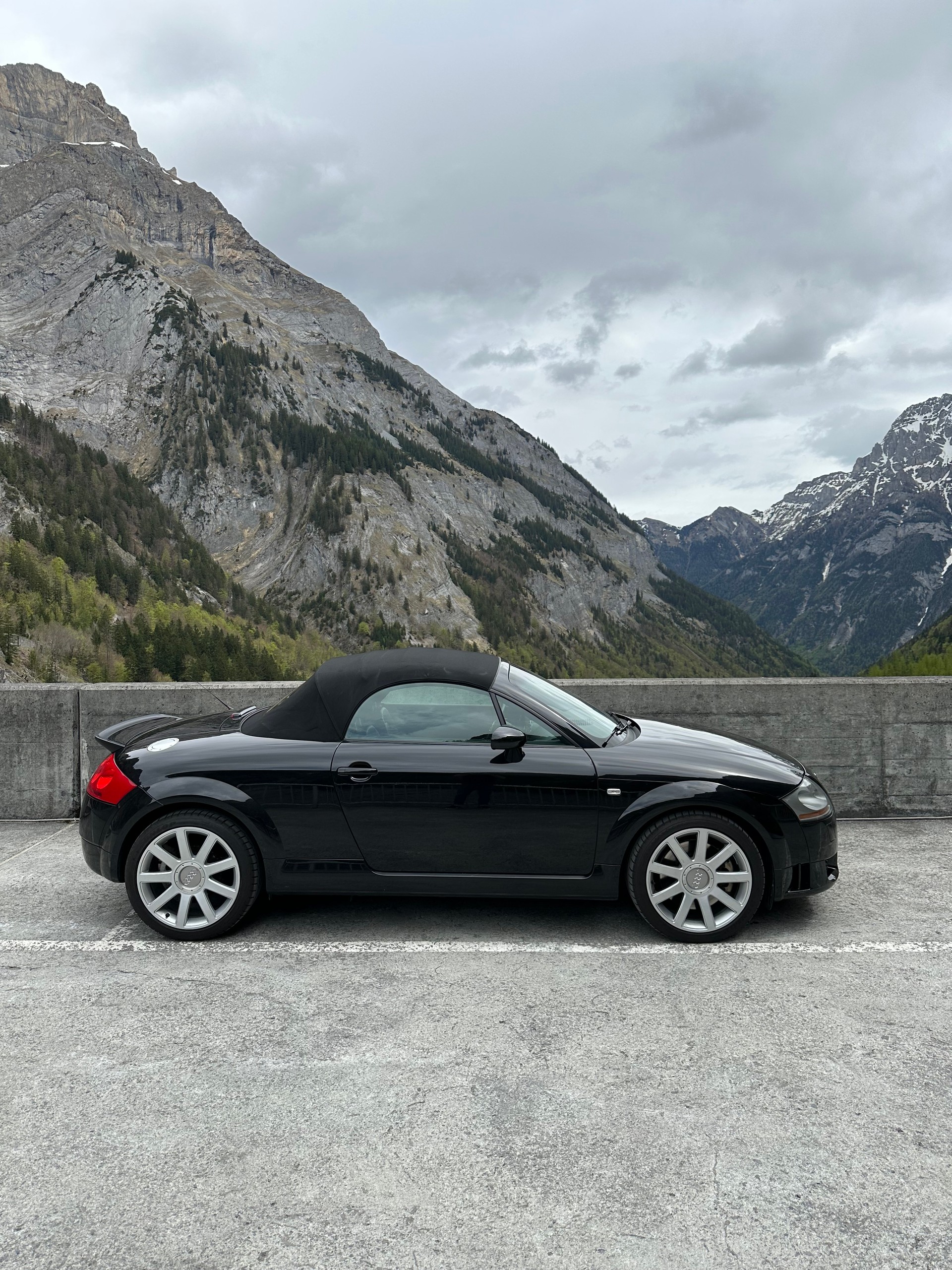 AUDI 3.2 V6 quattro DSG-image-1