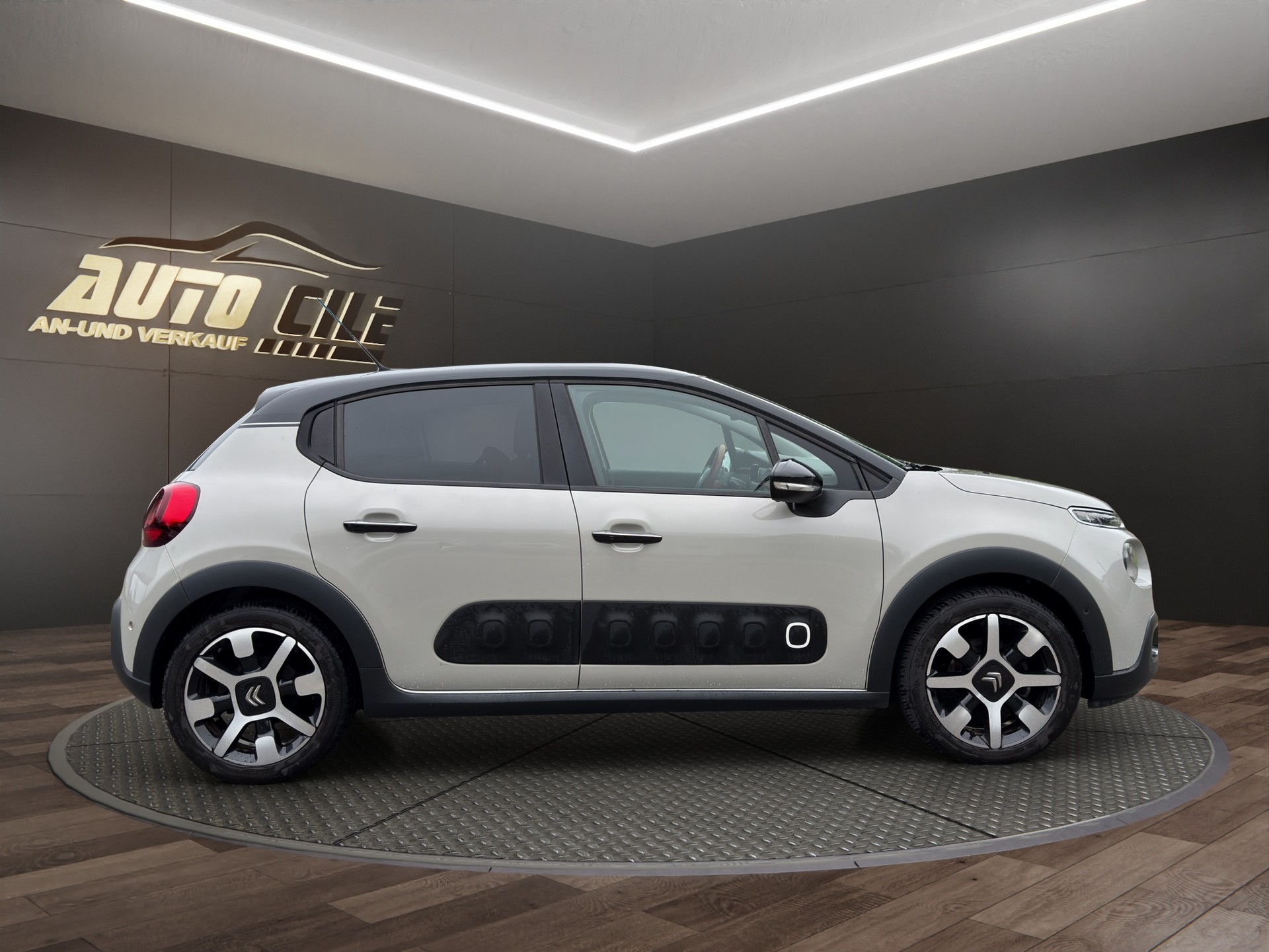 CITROEN C3 1.2i PureTech Feel EAT-image-4