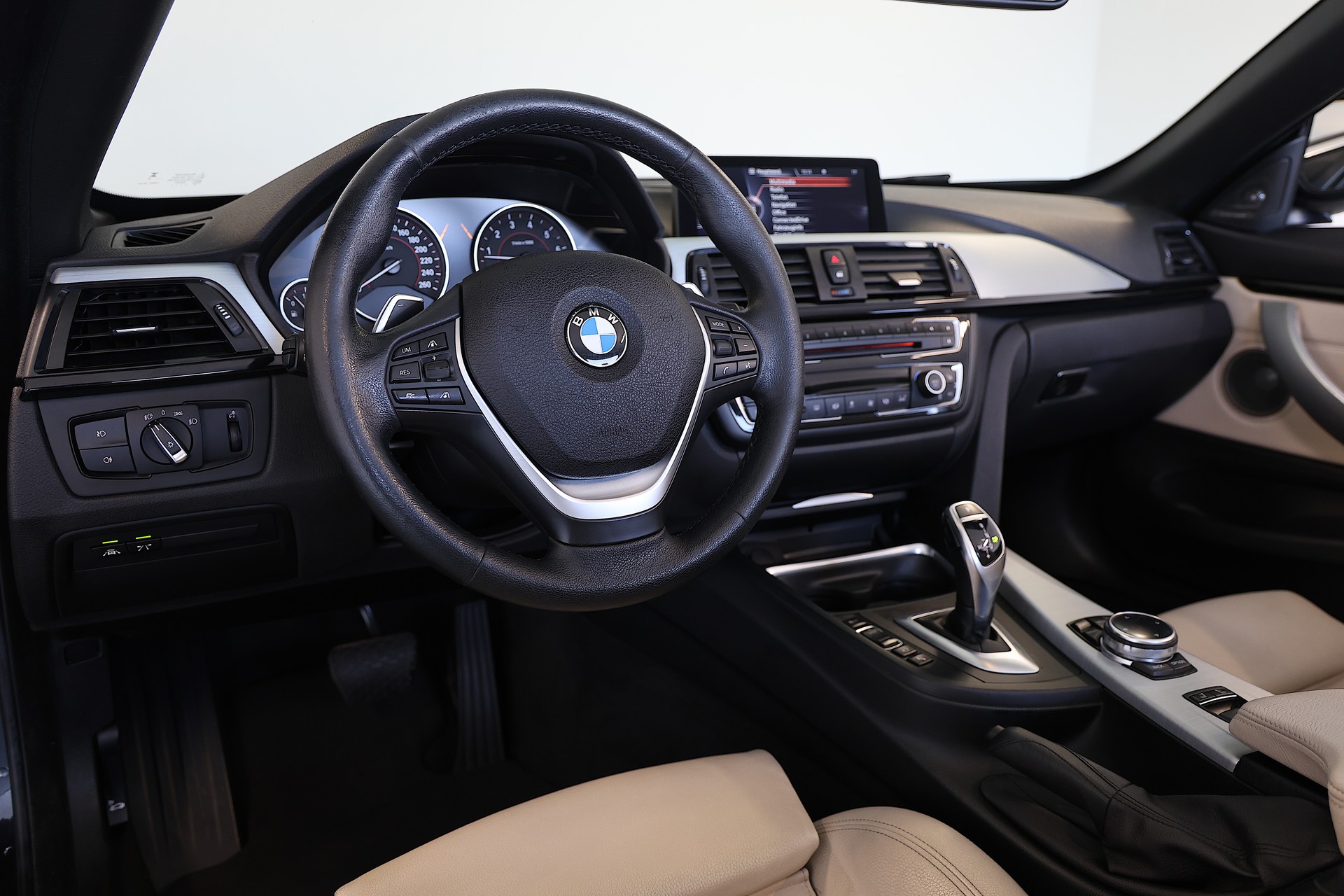 BMW 435i Cabriolet xDrive Sport Line Steptronic-image-7
