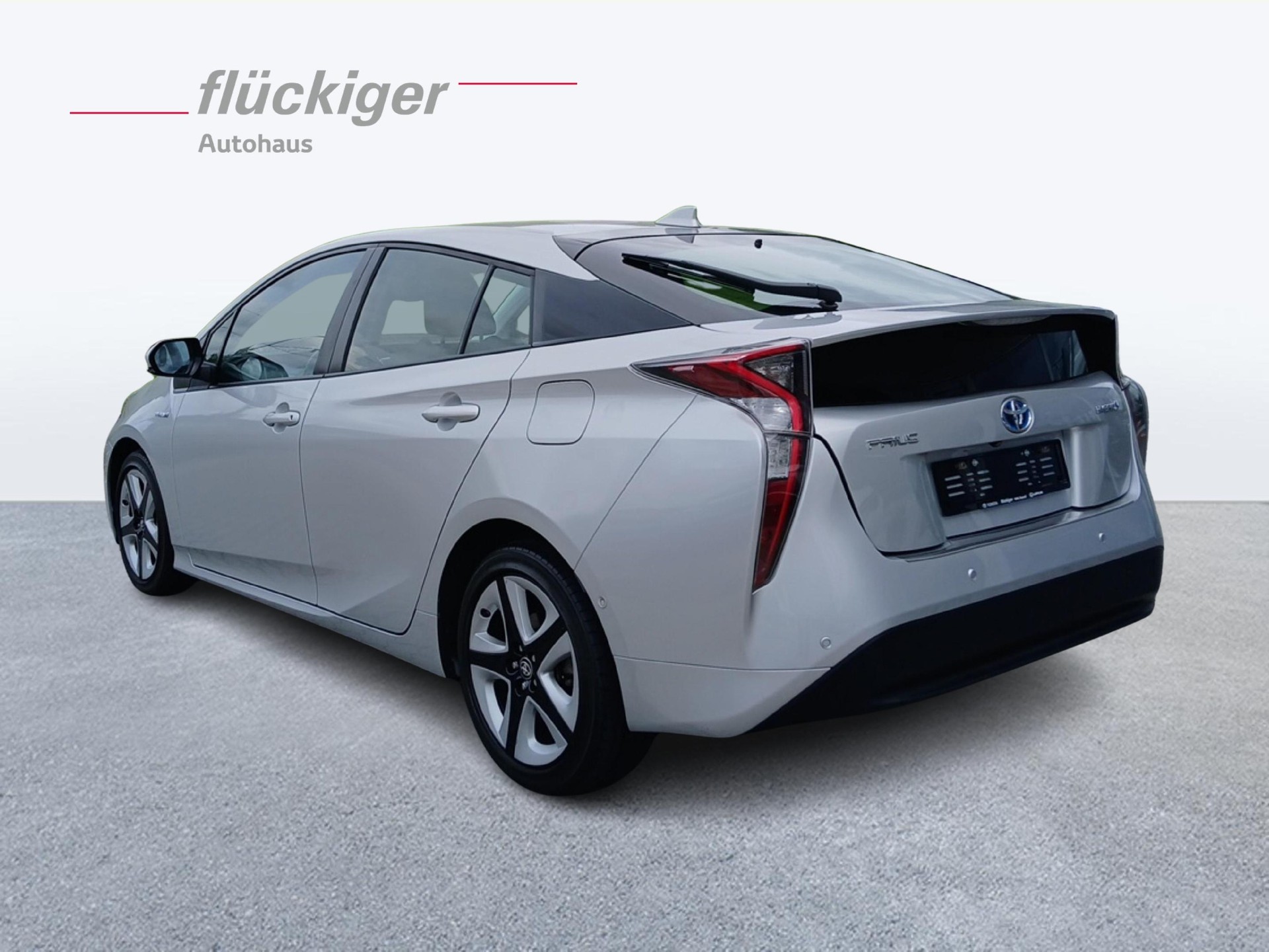 TOYOTA Prius 1.8 VVTi HSD Sol Premium-image-6