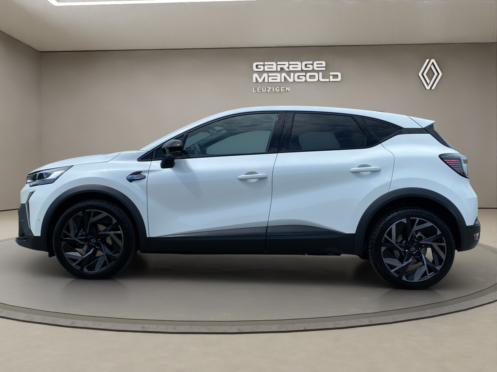 RENAULT Captur 1.3 TCe Esprit Alpine EDC-image-1