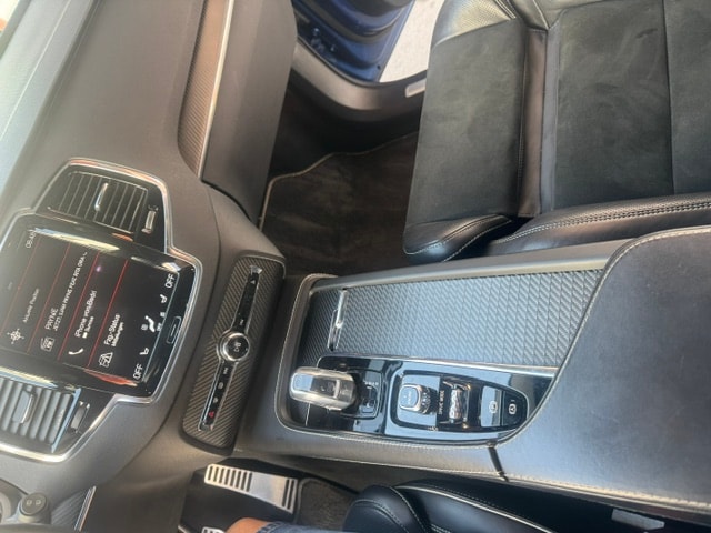 VOLVO XC90 T8 AWD R-Design Geartronic-image-11