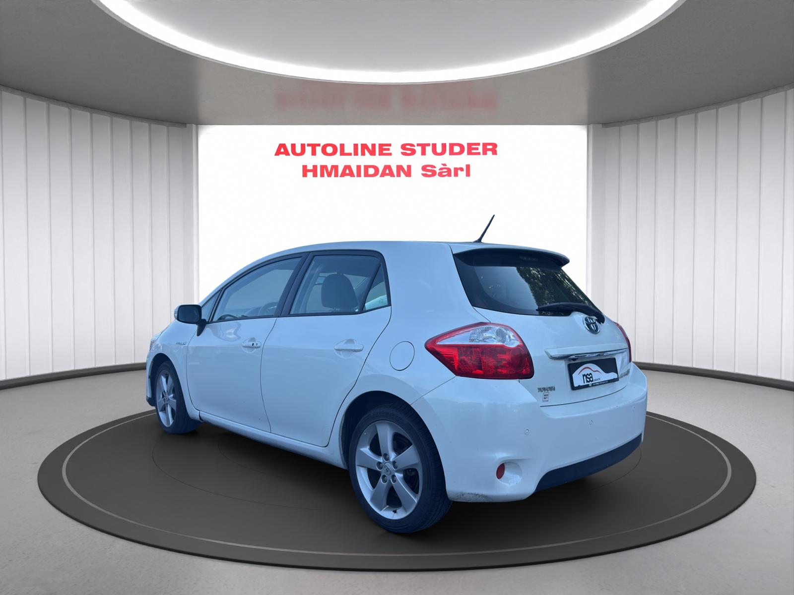 TOYOTA Auris 1.8 16V HSD Linea Sol Premium-image-1