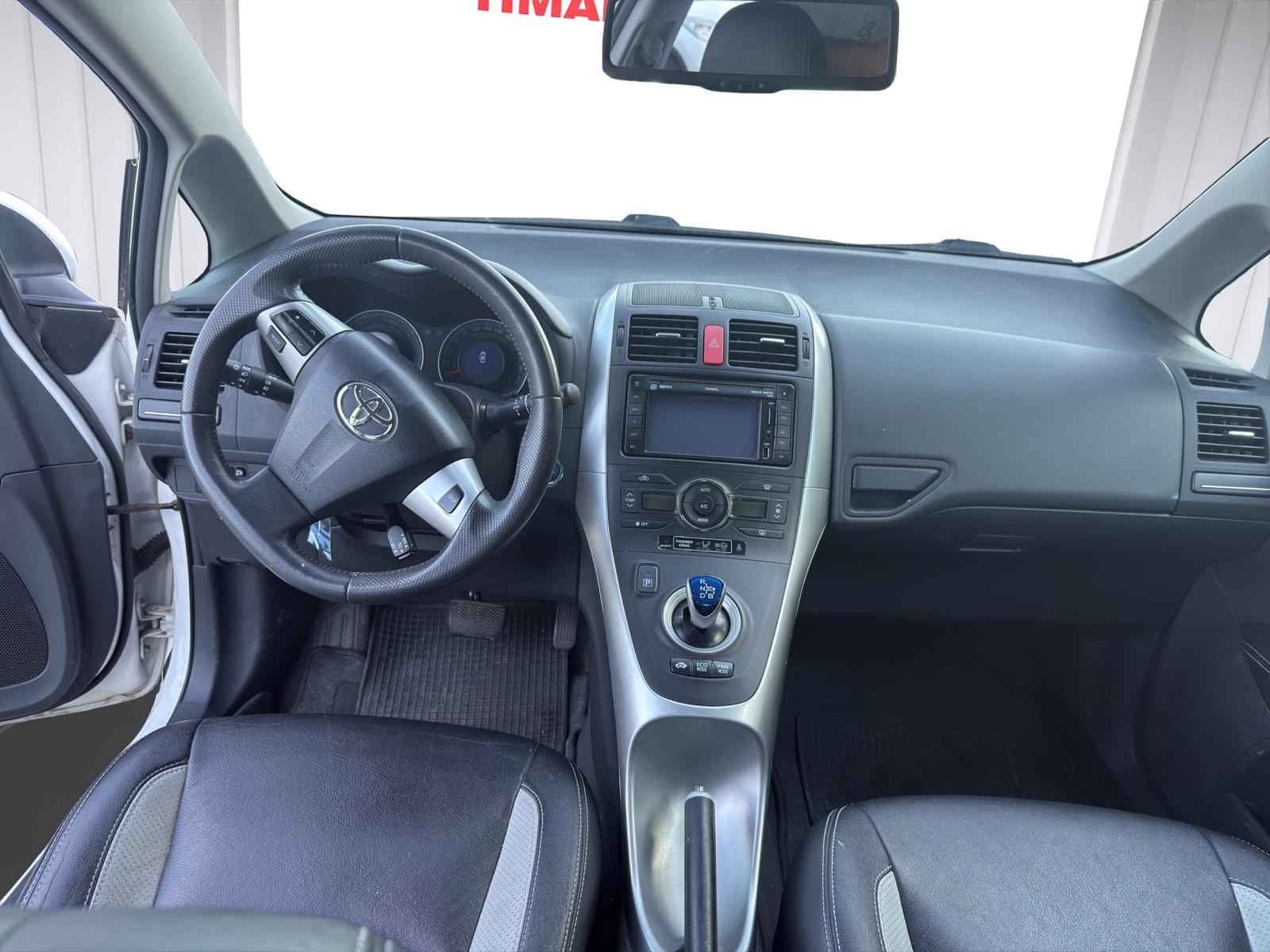 TOYOTA Auris 1.8 16V HSD Linea Sol Premium-image-6