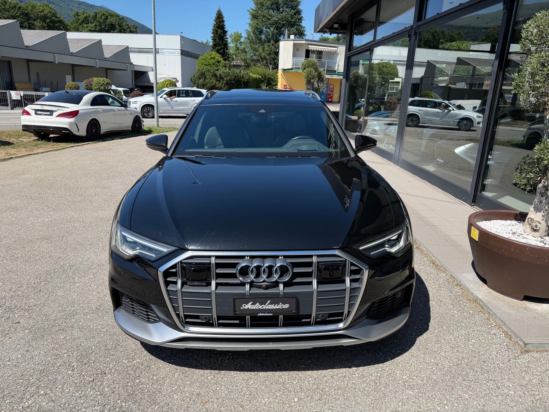 AUDI A6 allroad 55 TFSI quattro S-tronic-showroom-element-1