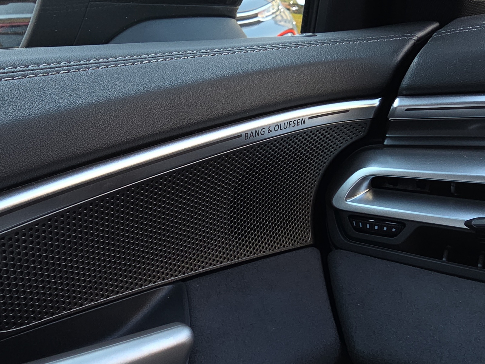 AUDI S5 Avant TFSI quattro S tronic-image-13
