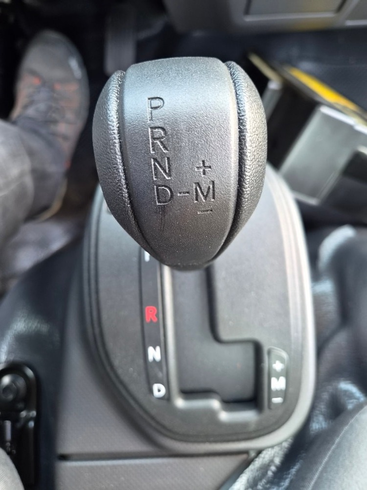 ISUZU M21 T F-image-9