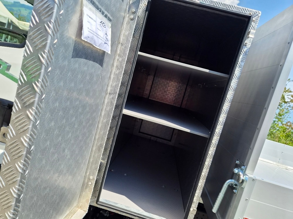 ISUZU M21 T F-image-14