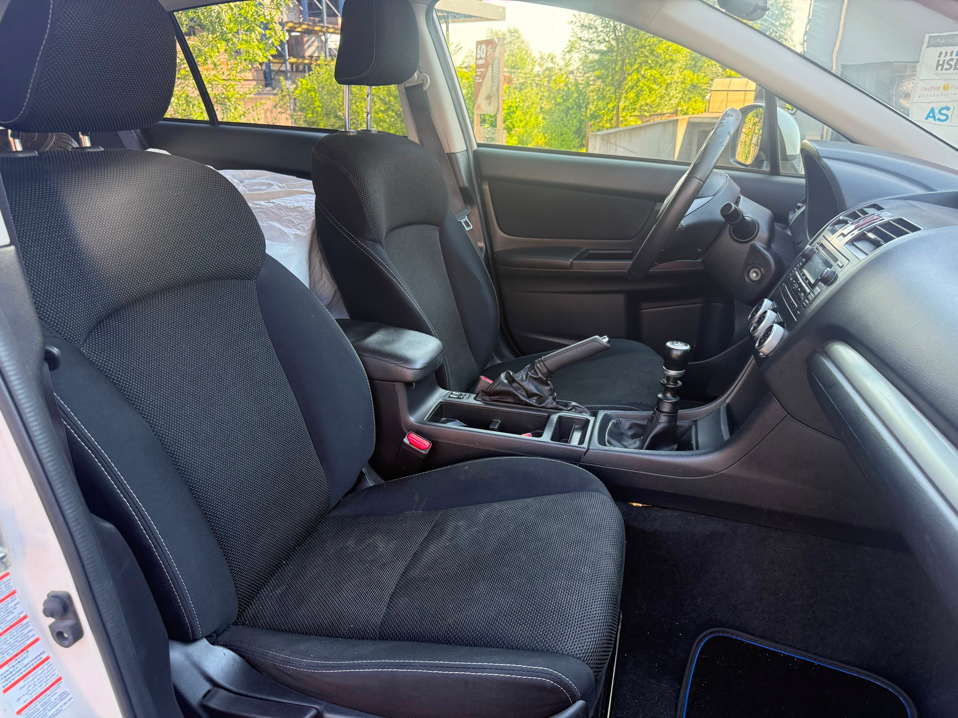 SUBARU XV 2.0 Swiss Two AWD-image-10