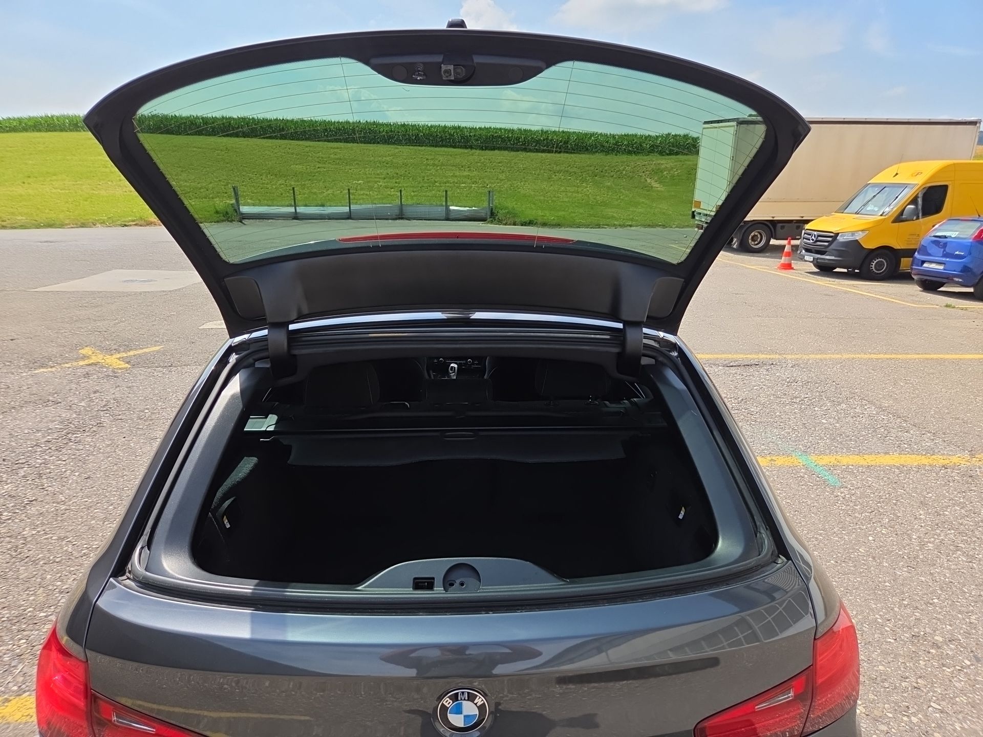 BMW 520d Touring xDrive Steptronic-image-13