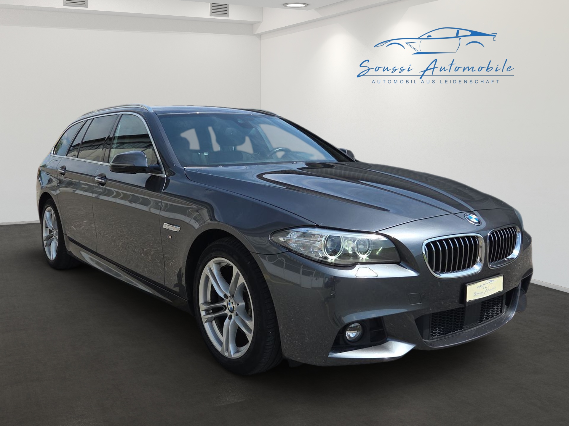 BMW 520d Touring xDrive Steptronic-image-1