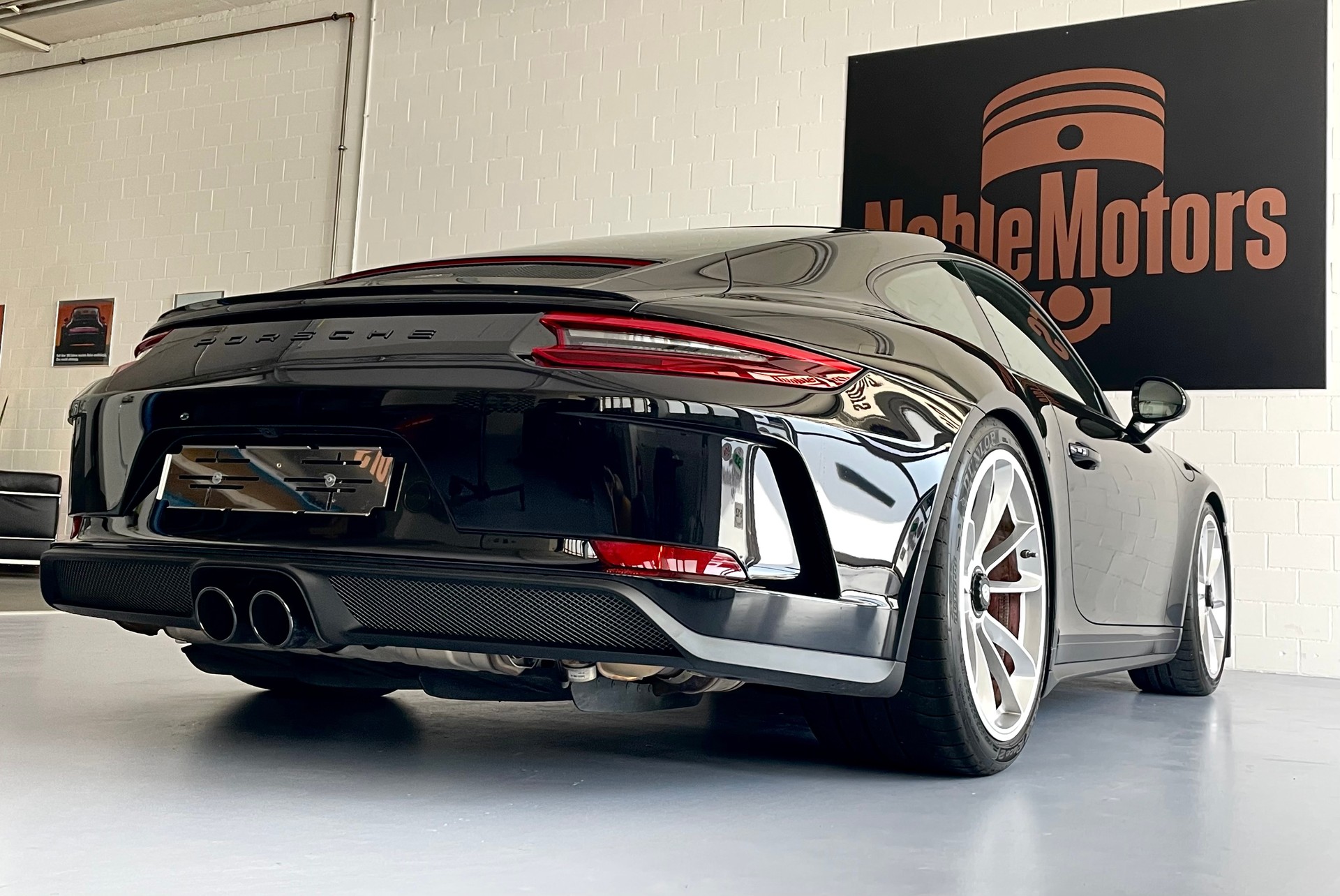 PORSCHE 911 GT3 Touring - 991 als Handschalter 500PS-image-6
