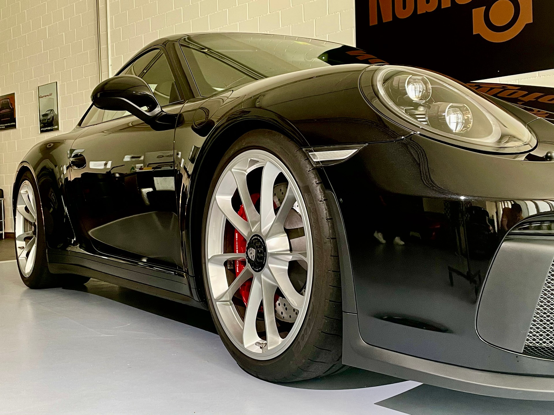 PORSCHE 911 GT3 Touring - 991 als Handschalter 500PS-image-7