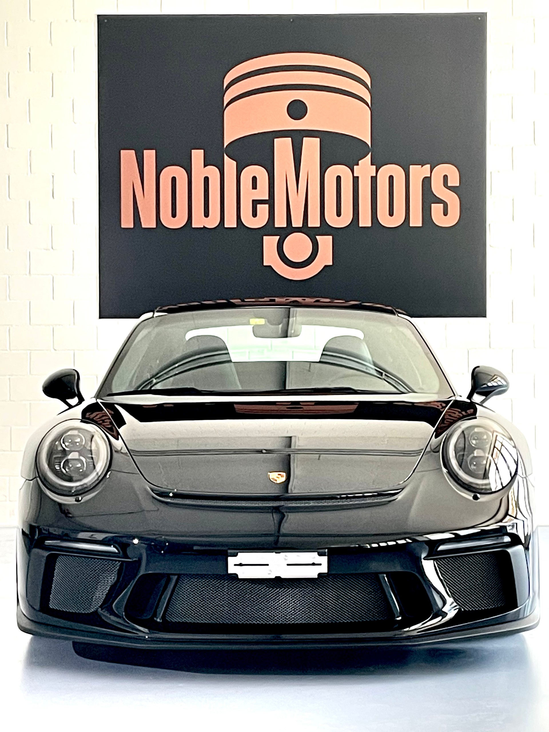 PORSCHE 911 GT3 Touring - 991 als Handschalter 500PS-image-0
