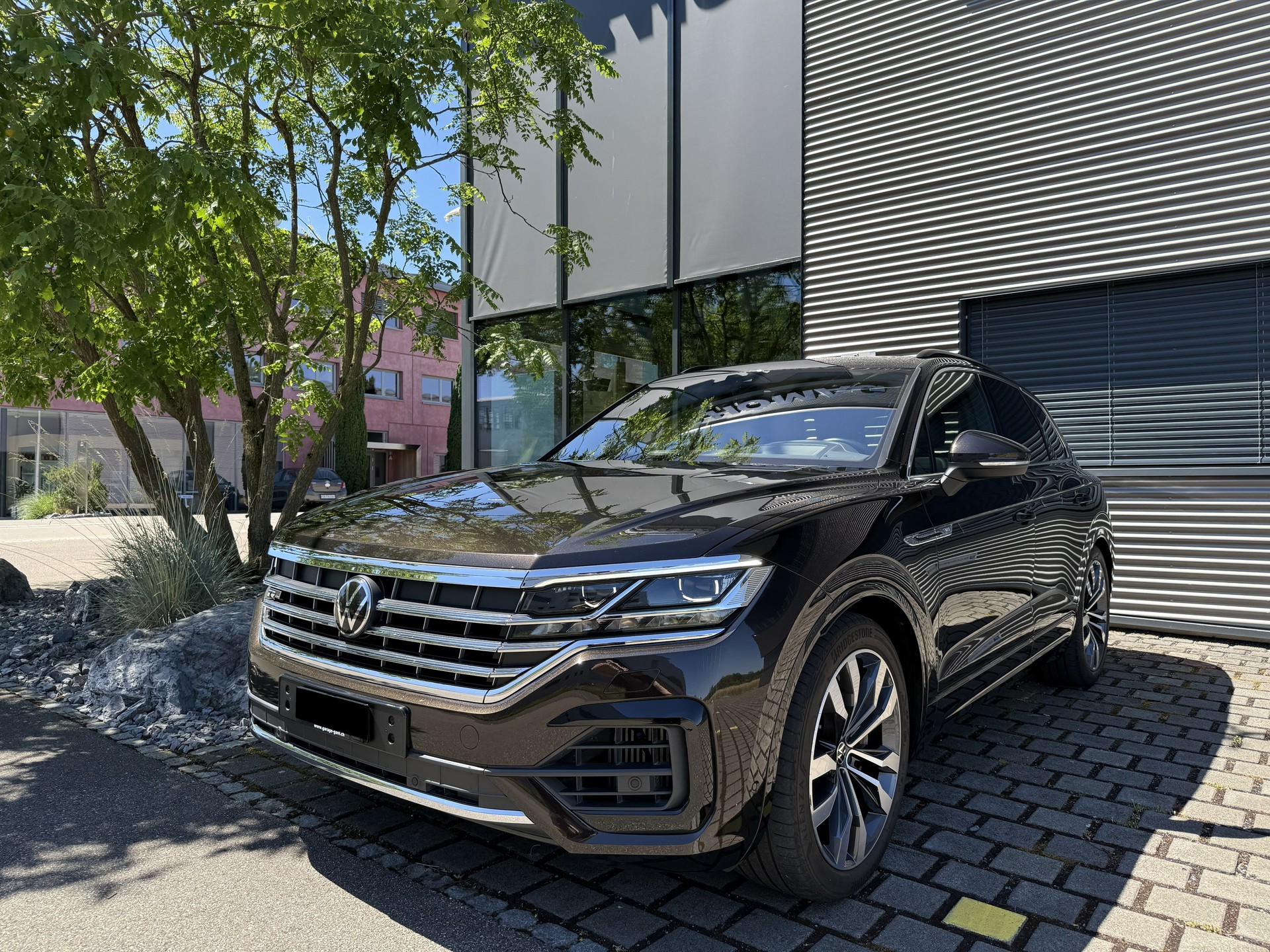VW Touareg 4.0 V8 TDI R-Line Tiptronic-image-0