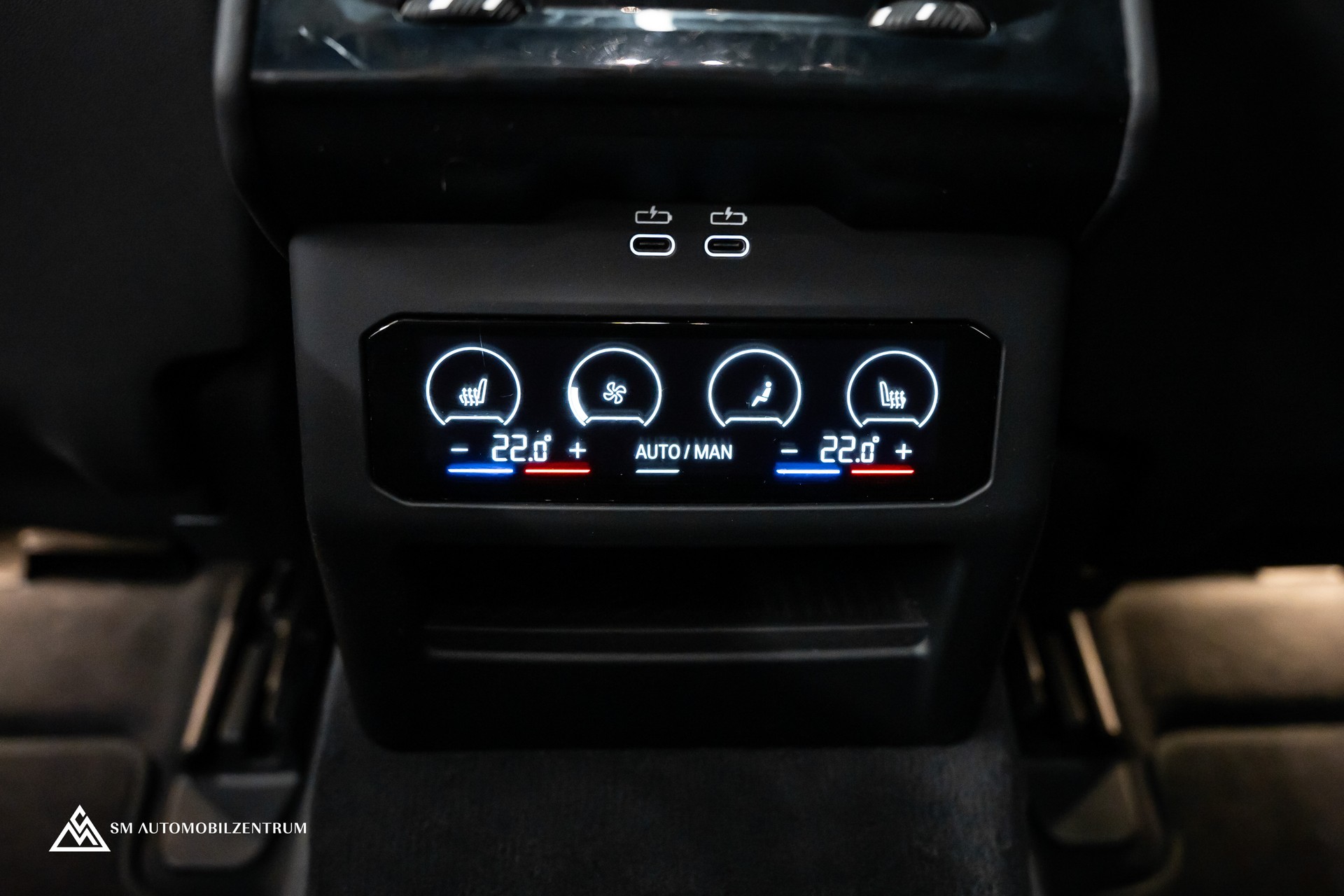 BMW 540d xDrive 48V M Sport / Panorama / Head-Up / Bowers&Wilkins / Sitzbelüftung-image-22