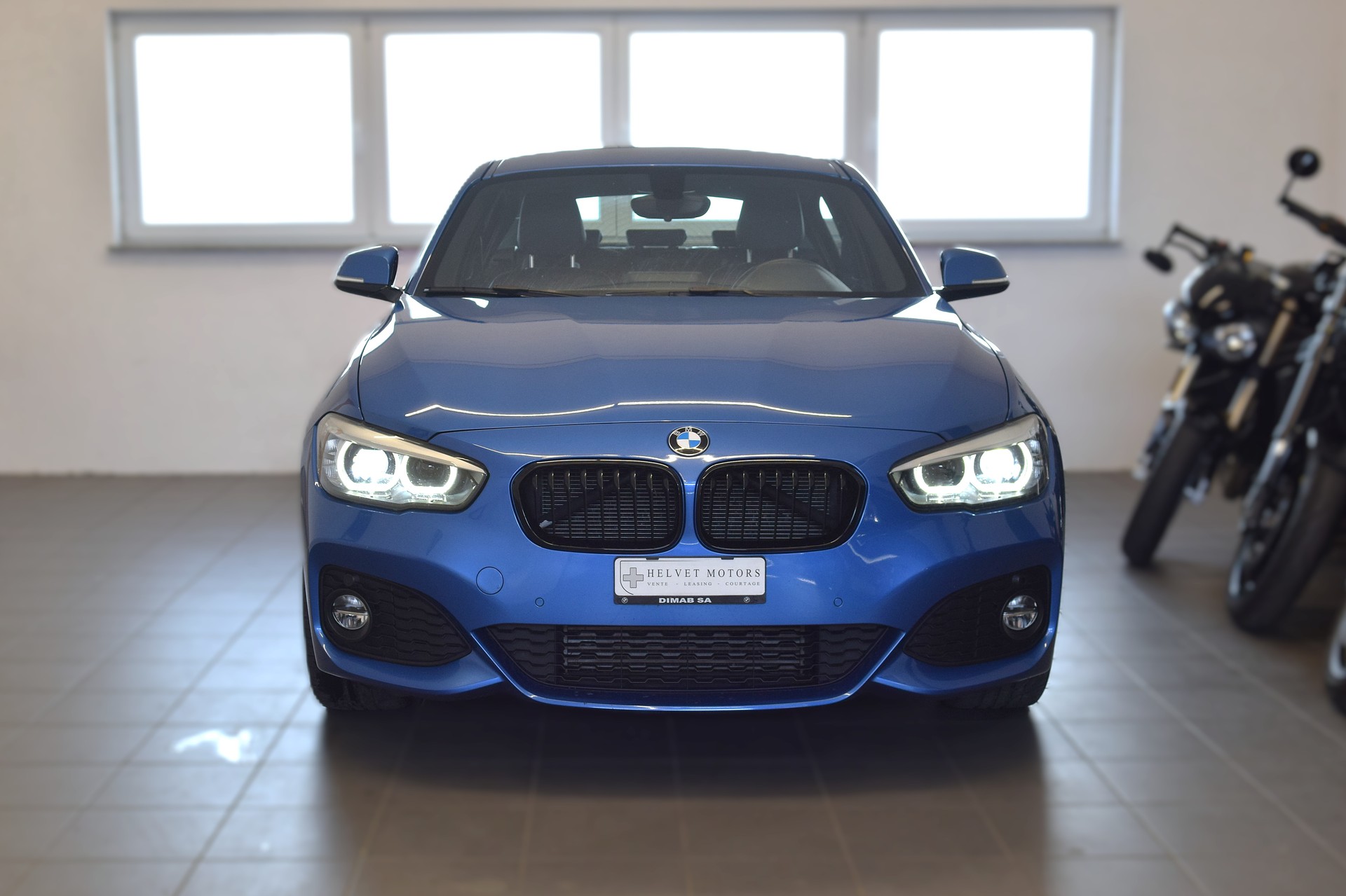 BMW 118i Edition Sport Line-image-1