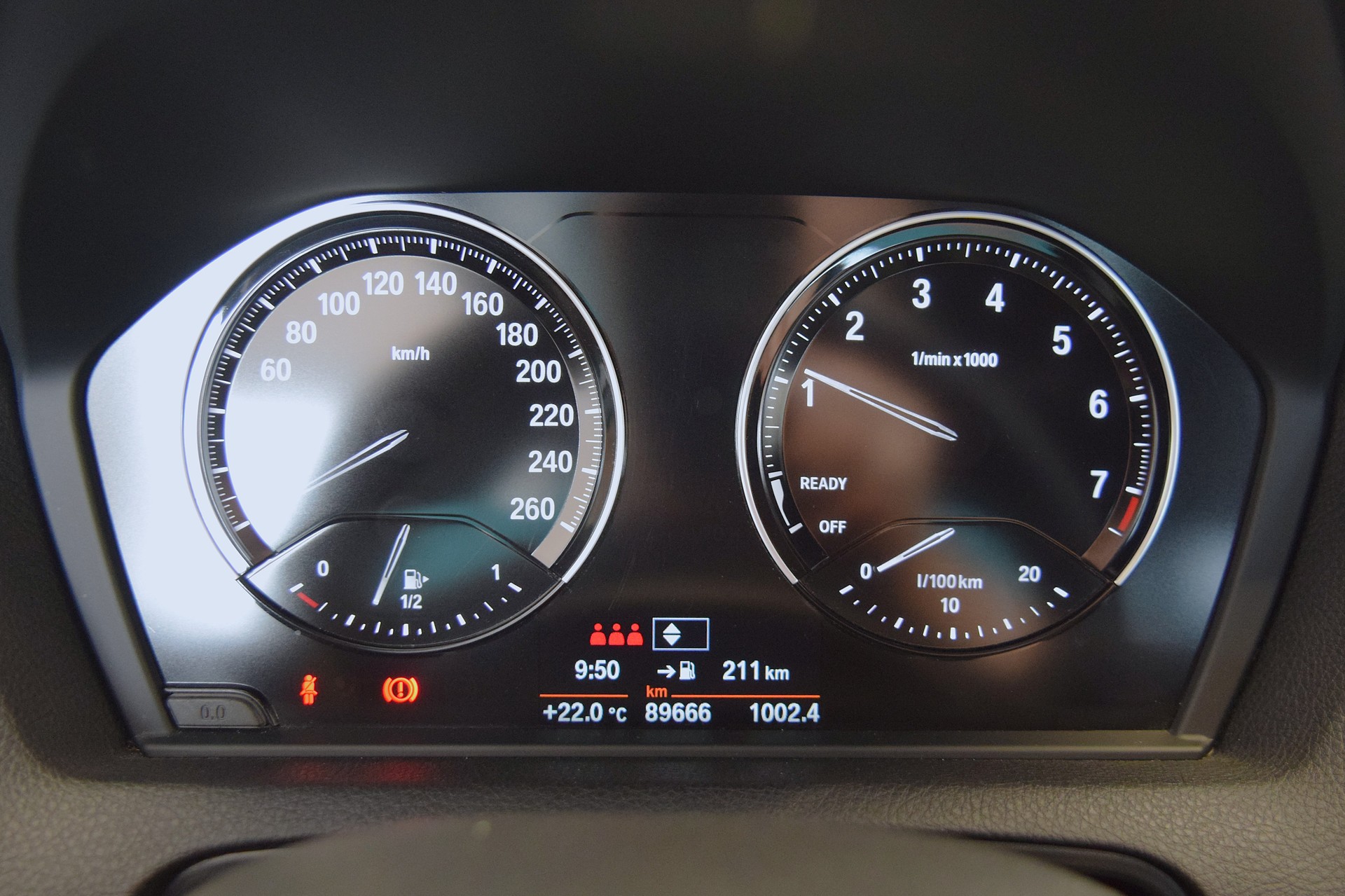 BMW 118i Edition Sport Line-image-13