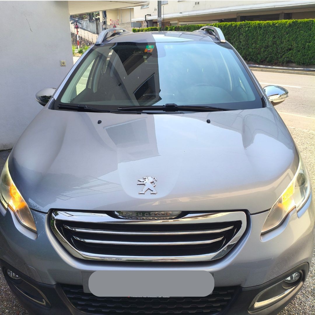 PEUGEOT 1.6 VTi Allure-image-0