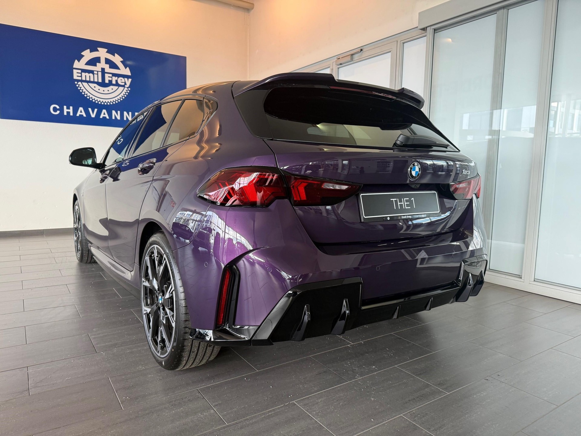 BMW 123 xDrive-image-5