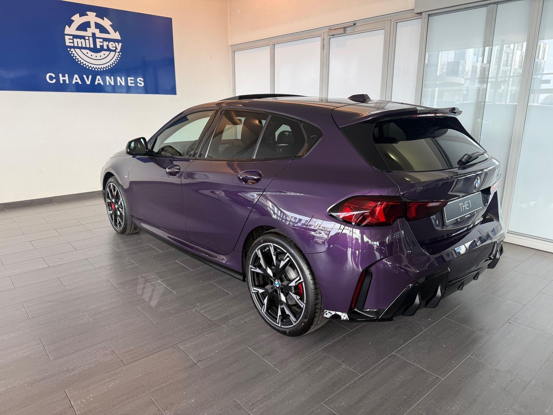 BMW 123 xDrive-image-4