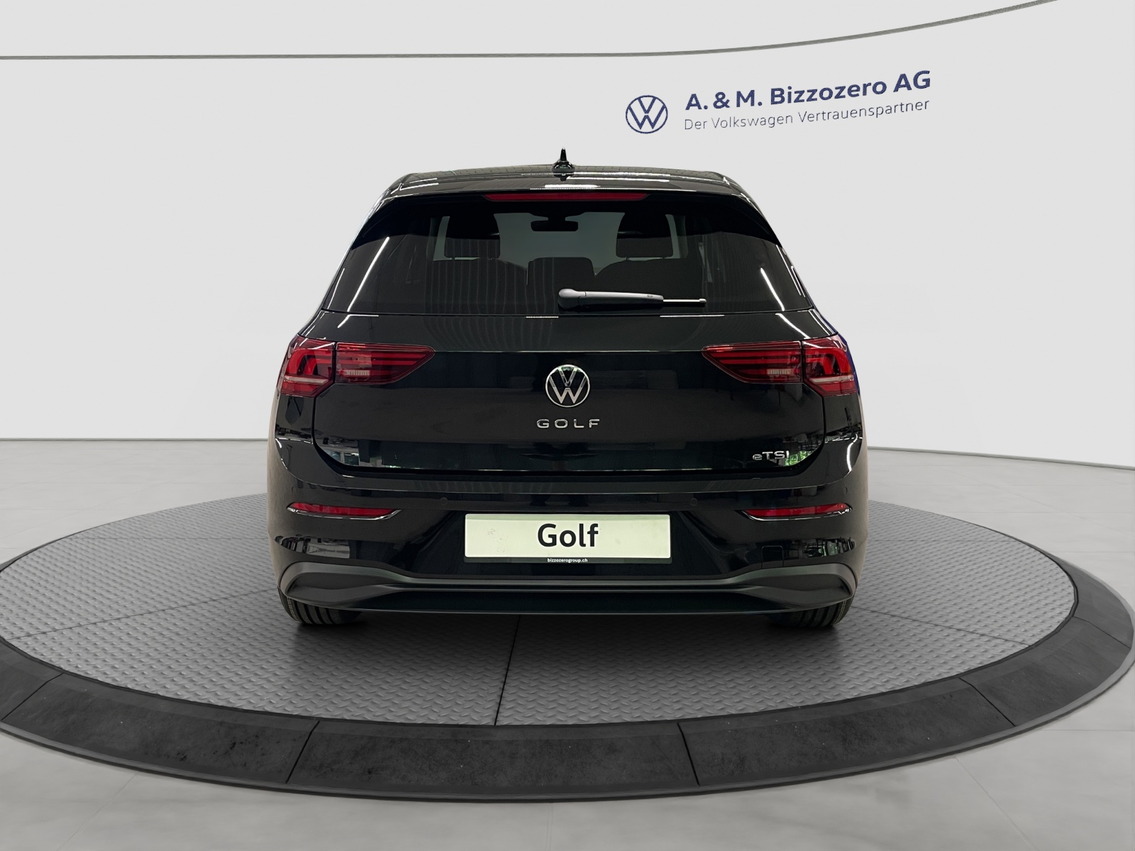 VW Golf 1.5 e TSI mHEV Value DSG-image-3