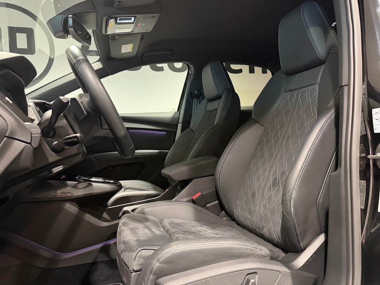 AUDI Q4 Sportback e-tron 50 quattro-image-3