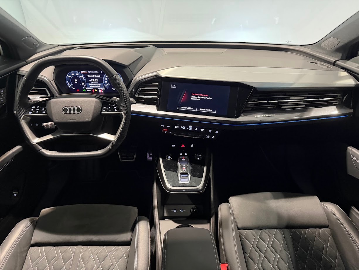 AUDI Q4 Sportback e-tron 50 quattro-image-11