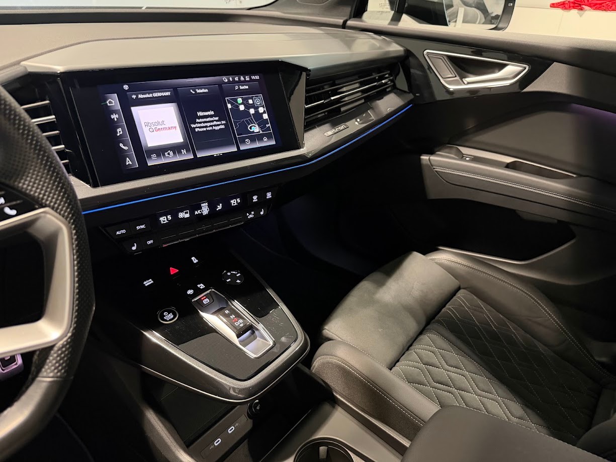 AUDI Q4 Sportback e-tron 50 quattro-image-10