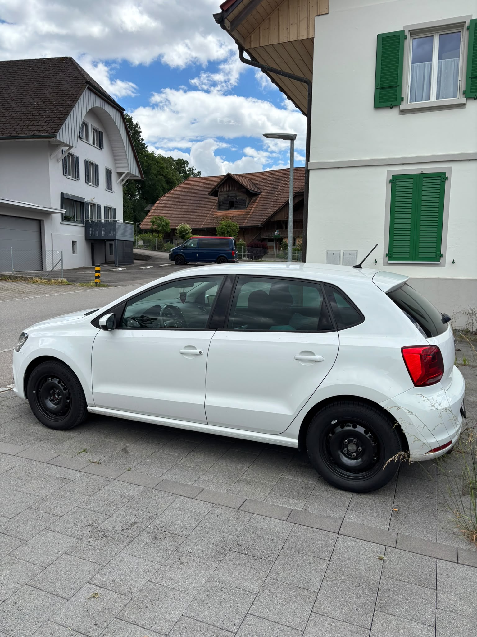 VW Polo 1.0 TSI BMT Comfortline-image-2