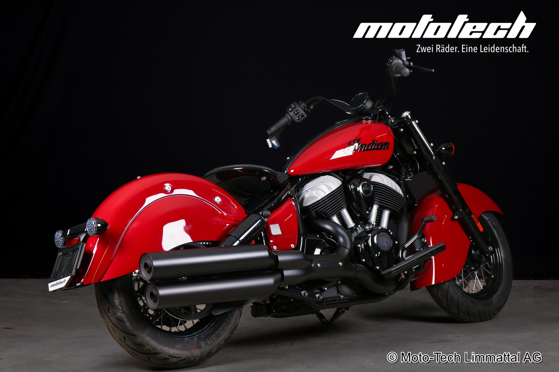 INDIAN Chief Vintage-showroom-element-2
