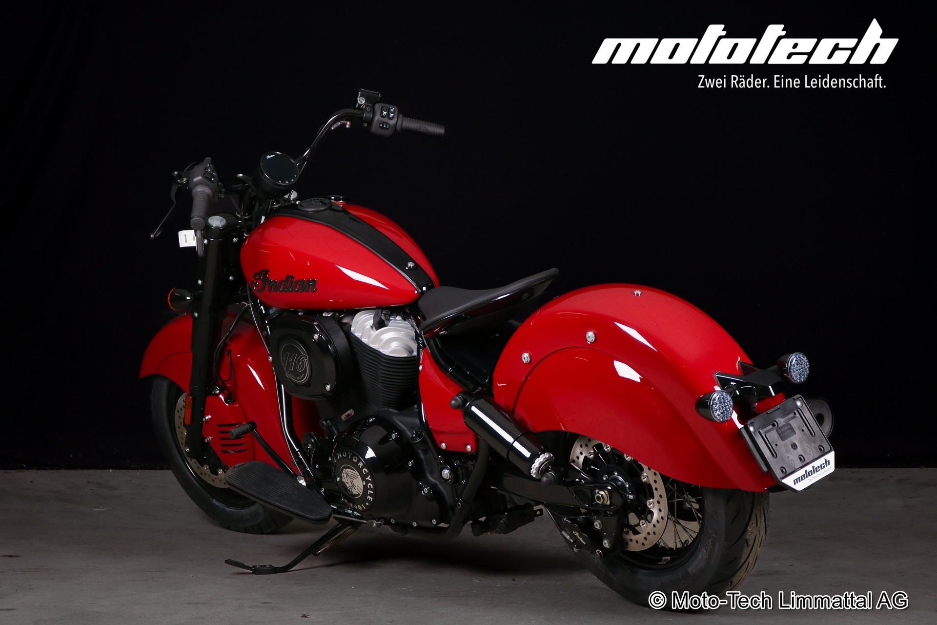 INDIAN Chief Vintage-showroom-element-3