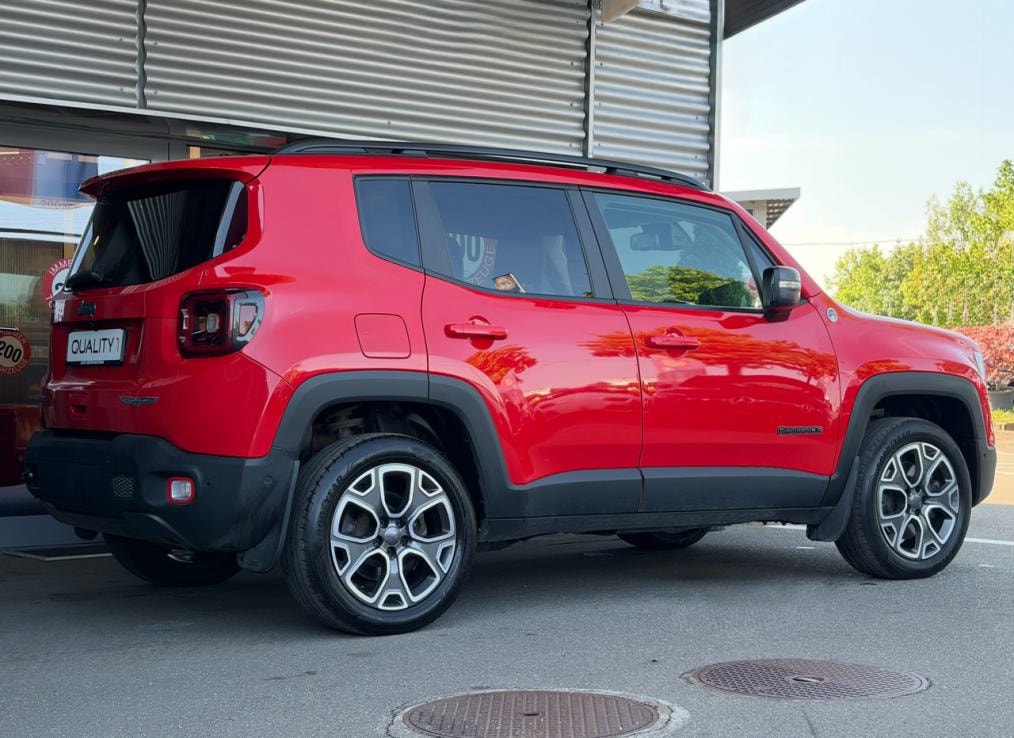 JEEP Renegade 1.3 T PHEV Trailhawk Sky AWD-image-2