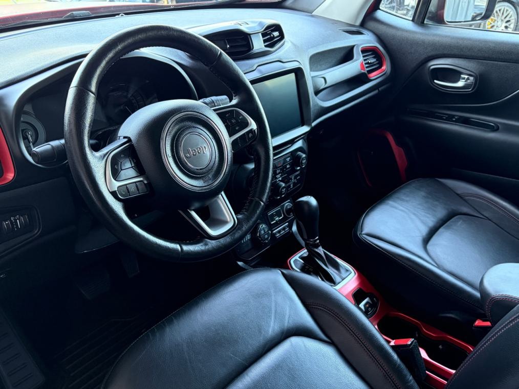 JEEP Renegade 1.3 T PHEV Trailhawk Sky AWD-image-3
