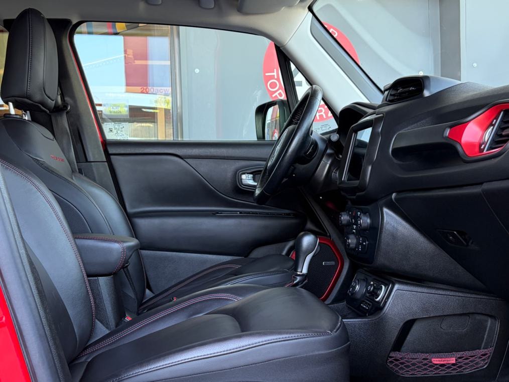 JEEP Renegade 1.3 T PHEV Trailhawk Sky AWD-image-10