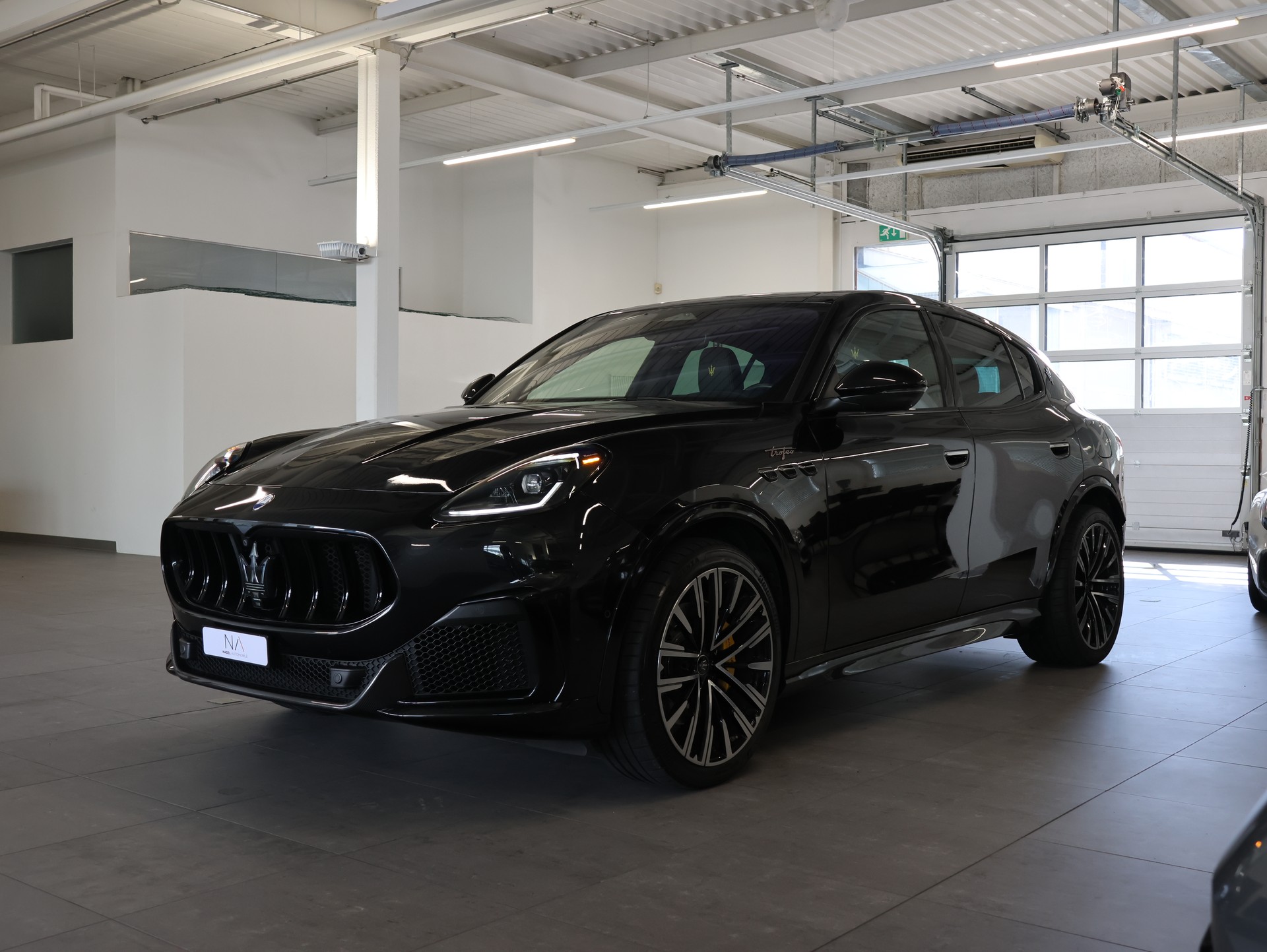 MASERATI Grecale 3.0 Trofeo Automatica *Sitzheizung* *Panoramadach* *360 Kamera*-showroom-element-3