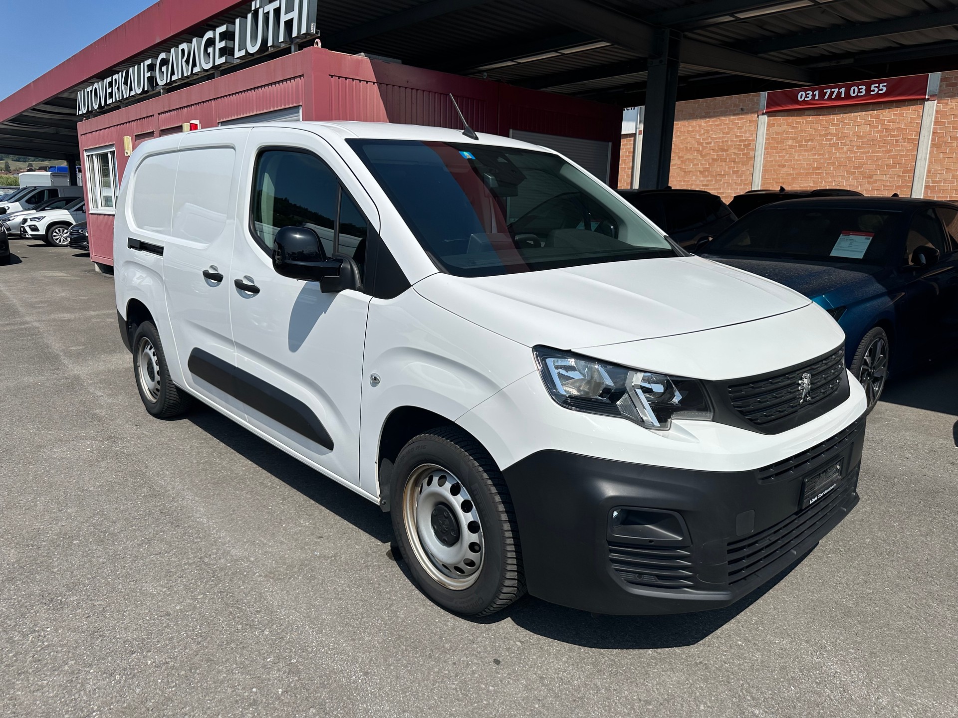 PEUGEOT Partner 1.5 Blue HDi s/s Asphalt Long EAT8 1000kg-image-0