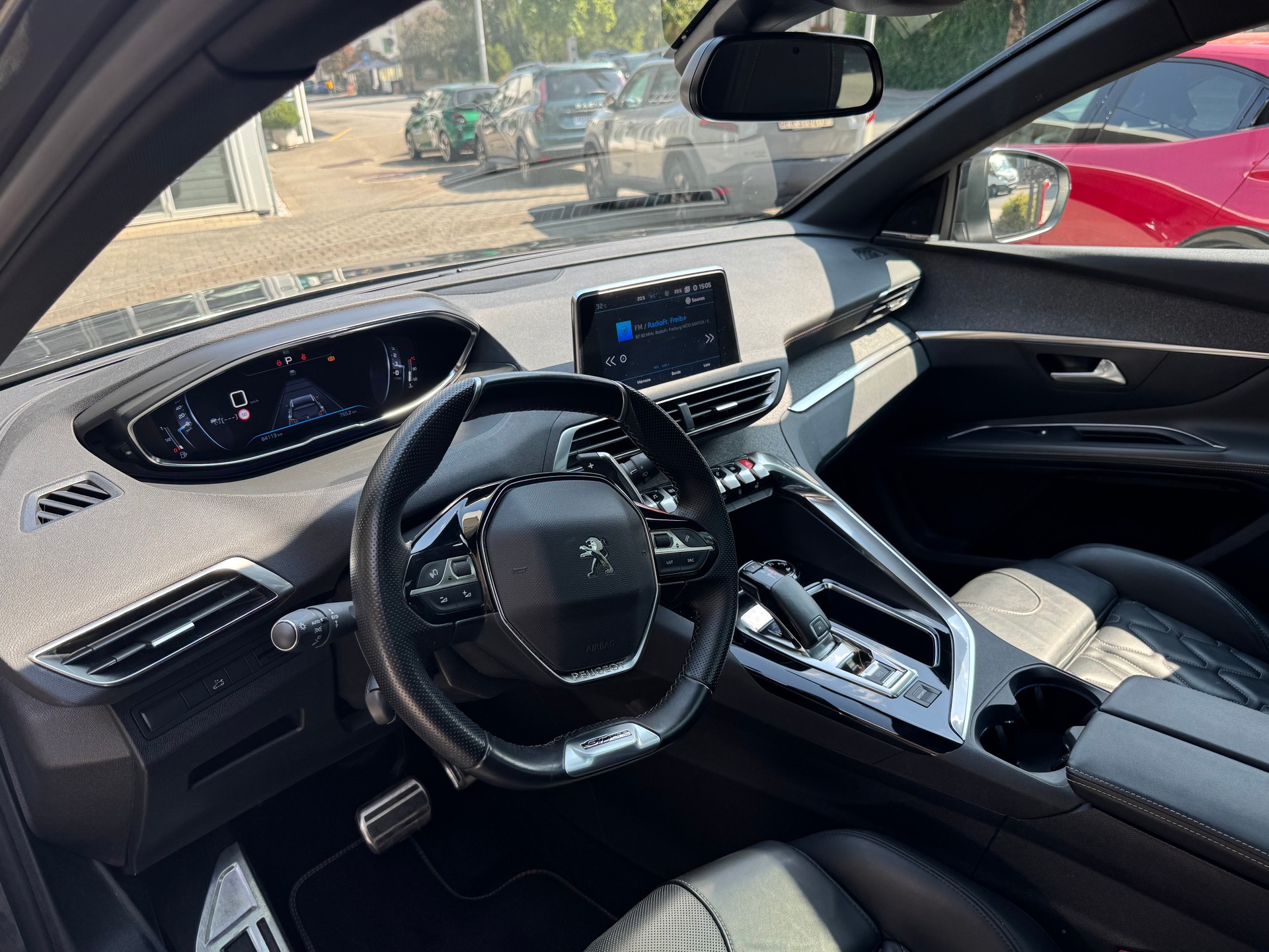 PEUGEOT 3008 1.5 BlueHDi GT Line EAT-image-9