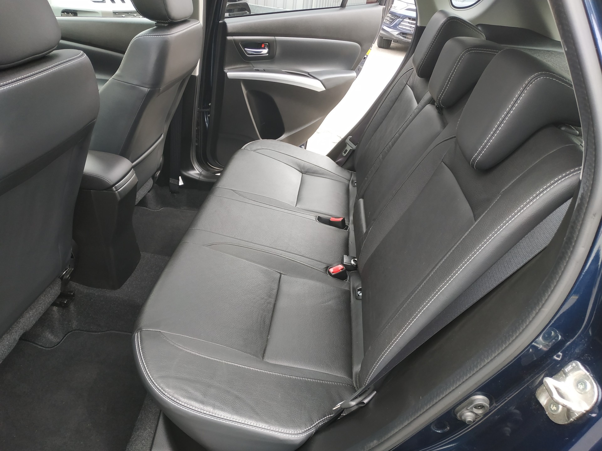 SUZUKI SX4 S-Cross 1.4 16V Compact Top 4WD Automatic-image-19
