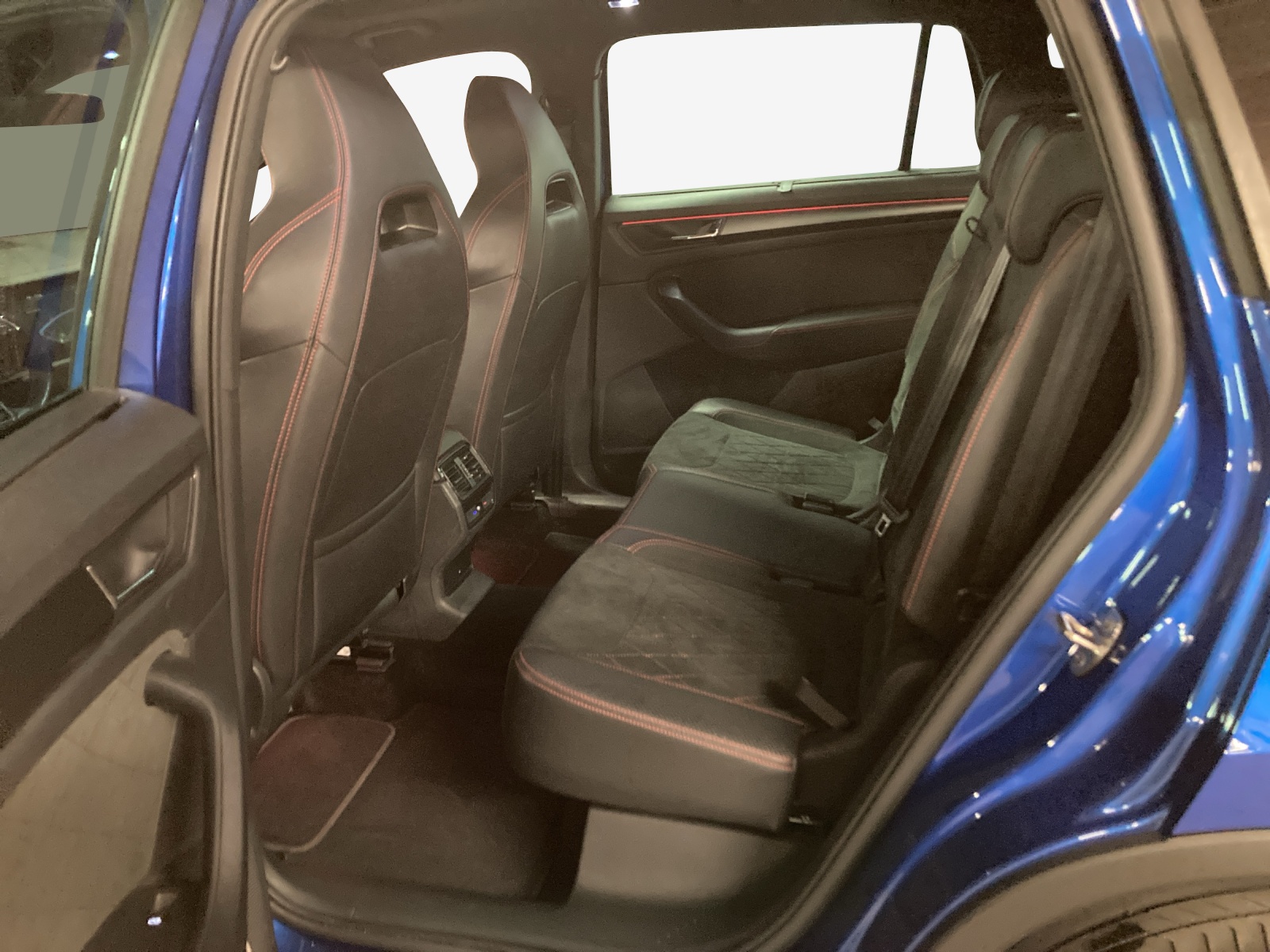 SKODA Kodiaq 2.0 TSI 4x4 RS-image-11