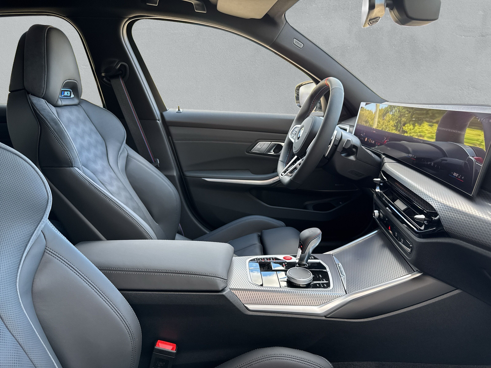 BMW M3 Competition M xDrive-image-13