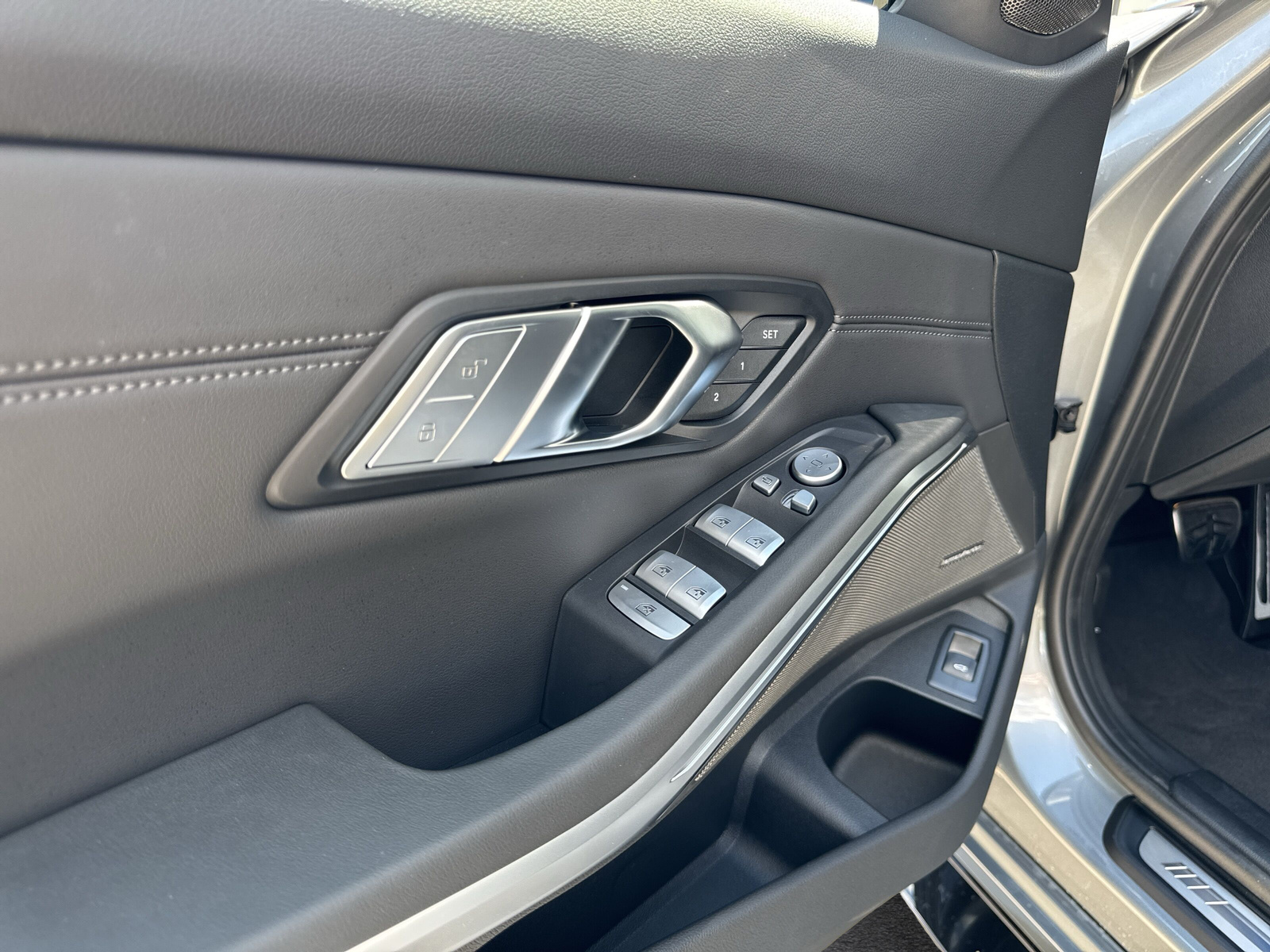 BMW M3 Competition M xDrive-image-21