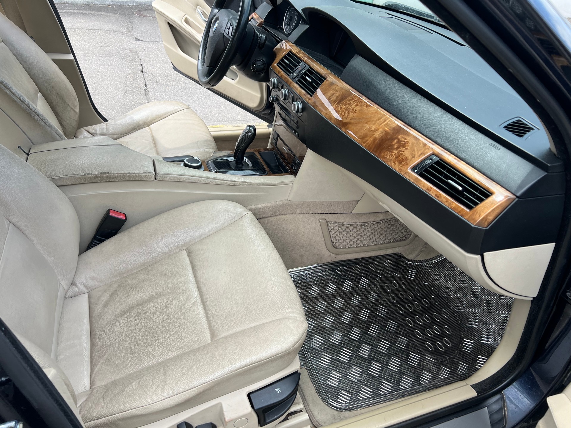 BMW 525d Steptronic-image-7