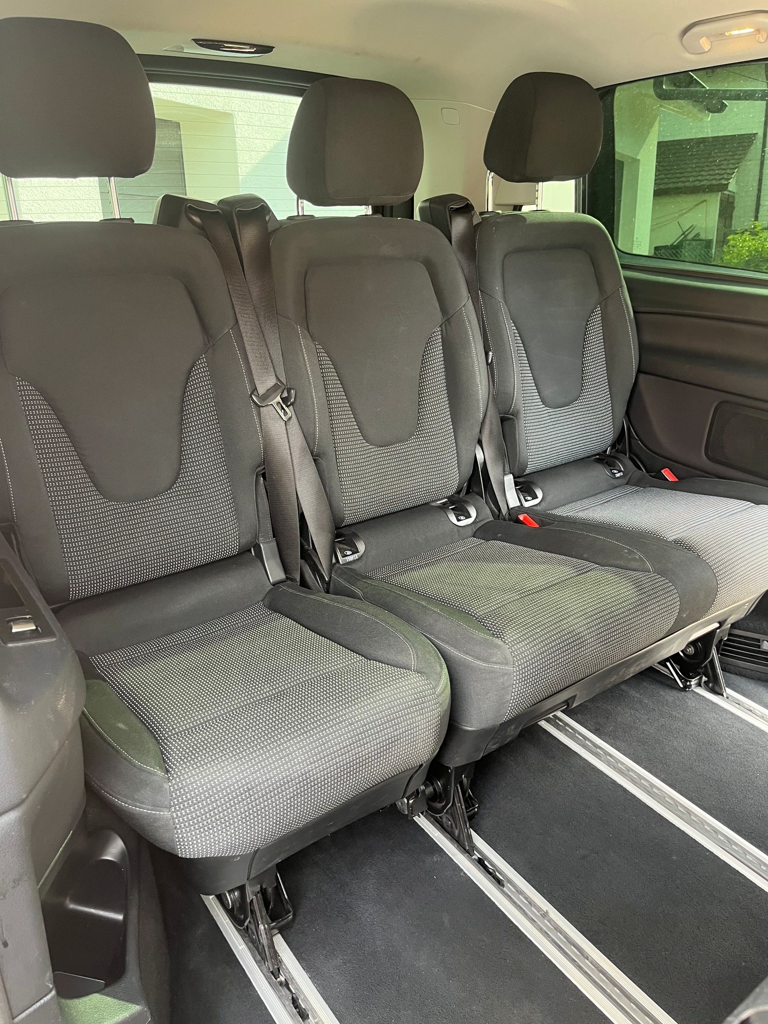 MERCEDES-BENZ V300d 4M-image-5