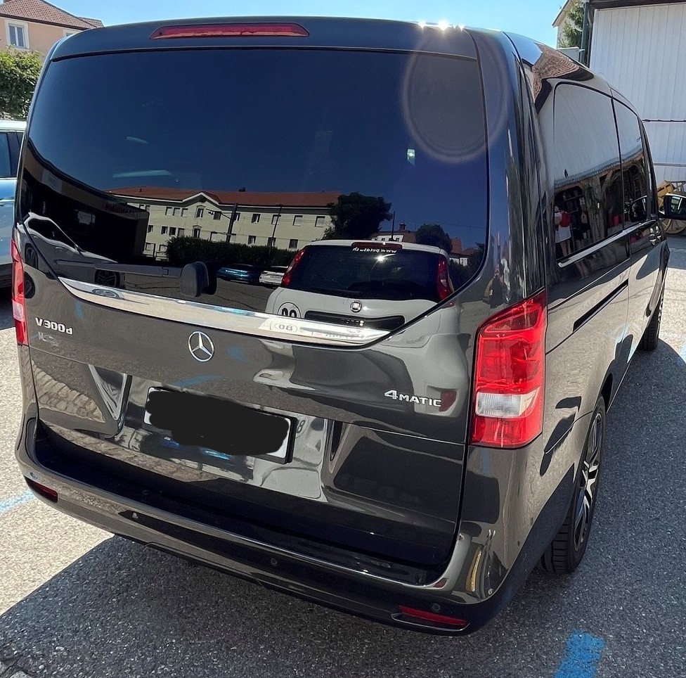 MERCEDES-BENZ V300d 4M-image-2