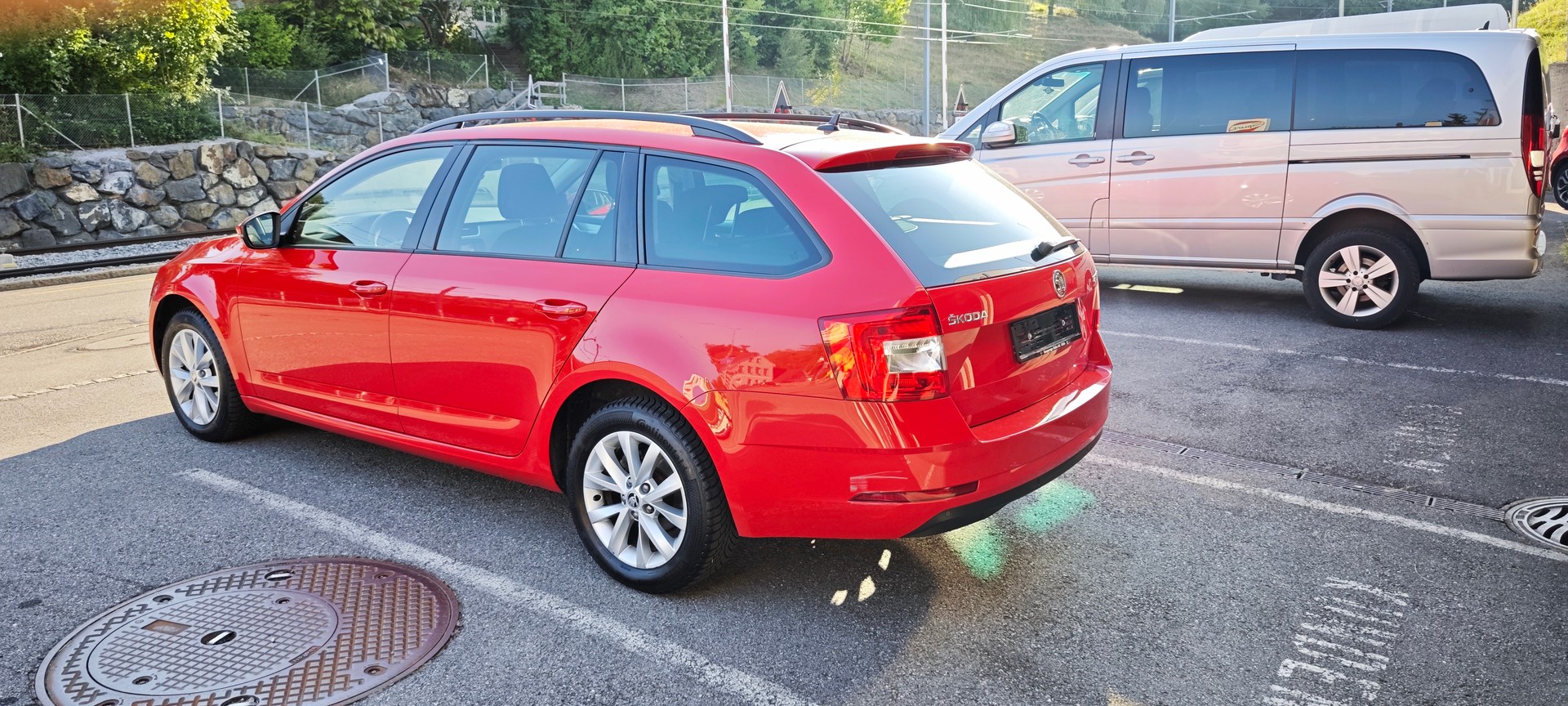 SKODA Octavia Combi 1.6 TDI Clever DSG-image-7