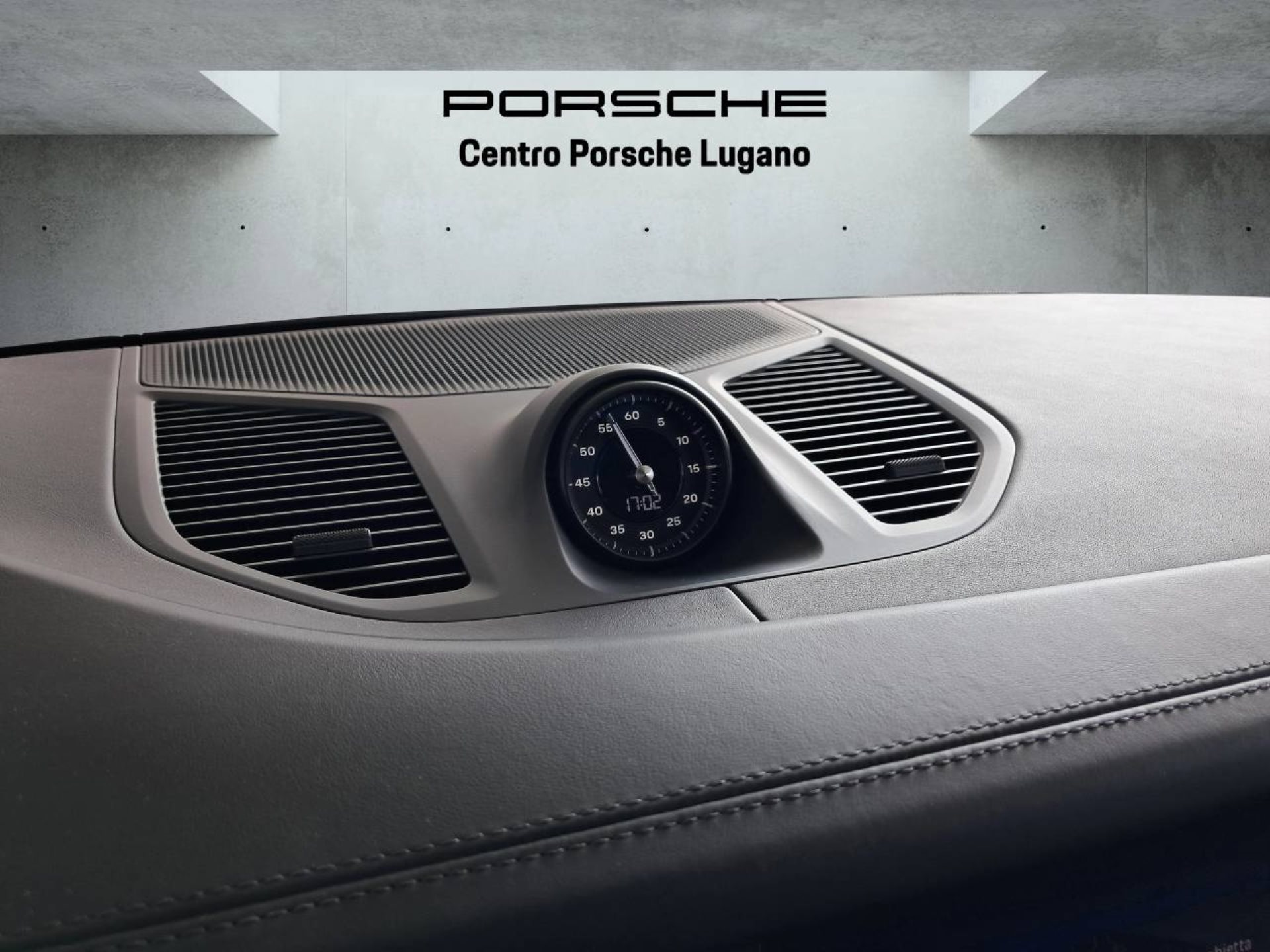 PORSCHE Cayenne Turbo E-Hybrid (MY24)-image-21